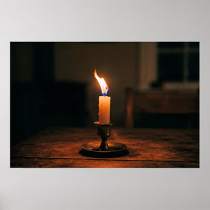 Einzelne Kerze brennt hell Poster
