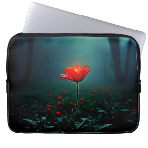 Einzelne leuchtend rote Blumenkunst Laptopschutzhülle