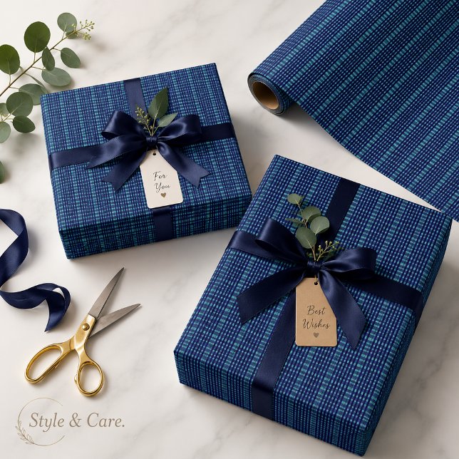 Einzigartig stilvoll dunkelblau geschenkpapier (Modern Dark Blue Checkered Pattern Wrapping Paper)