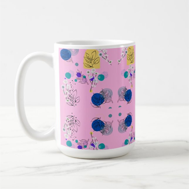Einzigartige moderne, akolorierte Blume auf rosa Kaffeetasse (Links)