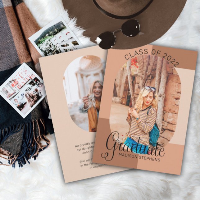 Einzigartiger Retro-Abschluss mit abgerundetem Fot Ankündigung (Von Creator hochgeladen)