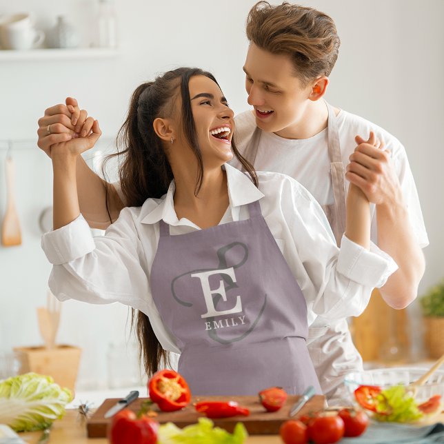 Einzigartiger Stilname und Monogramm-Typografie Li Schürze (Personalize with your name and monogram initial.)