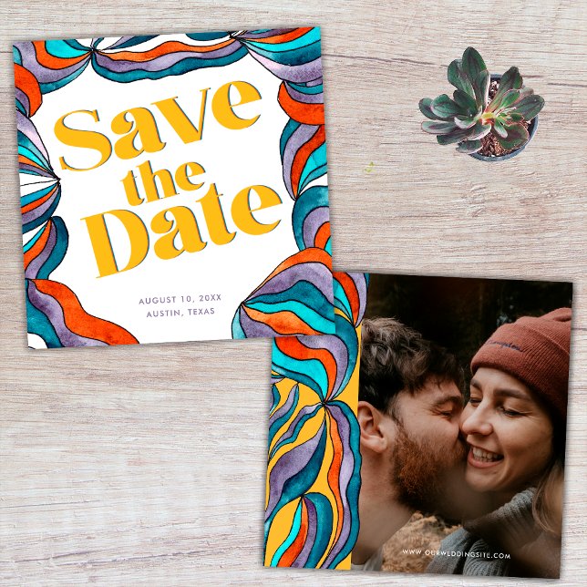 Einzigartiges Boho Groovy Retro Yellow Wavy Foto Save The Date (Front and Back)