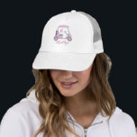Einzigartiges Pink Golf Cart Clubs Monogram Truckerkappe<br><div class="desc">Ein charmanter, einzigartiger Golfwagen - pink und grün - geschmackvoll fertig - bereit, um den Platz zu laufen - hat - das ist ein großartiges Geschenk für alle Golfliebhaber - Spaß / attraktiv / einzigartig. Personalisieren Sie es mit Ihren Initialen/Monogramm. Wenn Sie Fragen zum Design oder eine spezielle Anfrage haben,...</div>