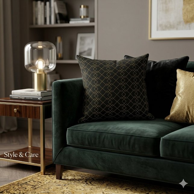 Einzigartiges schwarzes Wurfkissen mit goldenem Bo Kissen (Unique Black Throw Pillow Featuring Gold Box Design)