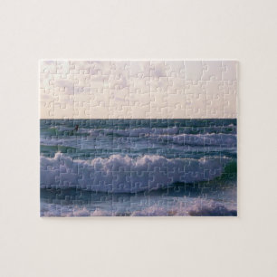 Einziger Surfer an Fistral Strand Newquay Cornwall Puzzle