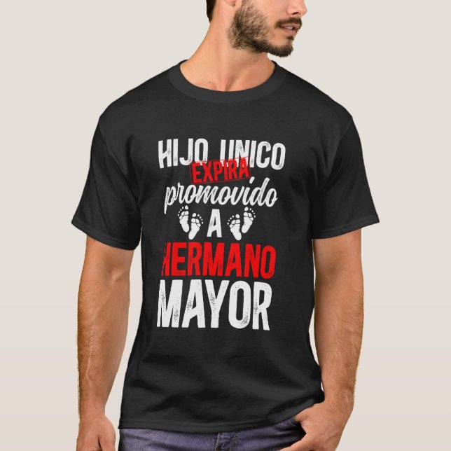 Einziges Kind läuft ab und wird zum älteren Bruder T-Shirt (Vorderseite)