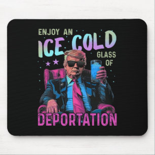 Eis Genieße ein eisgekühltes Glas der Abschiebung Mousepad