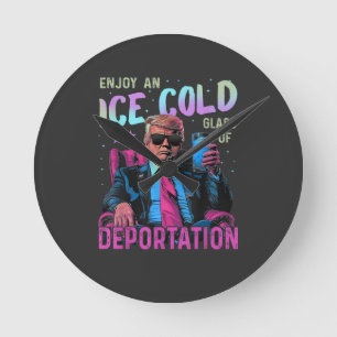 Eis Genießen Sie ein eisgekühltes Runde Wanduhr