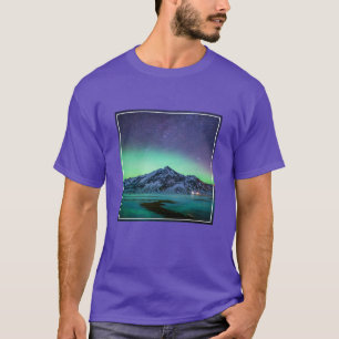 Eis und Schnee Aurora Borealis Milky Way Island T-Shirt