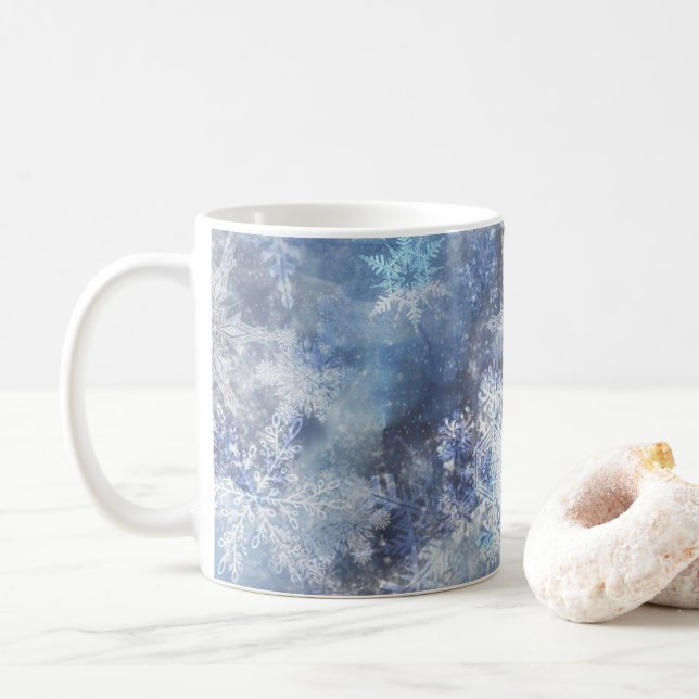 Eis und Schnee Textured Blue Weihnachtsmuster Kaffeetasse (Mit Donut)