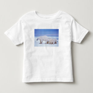 Eisbär-Mutter mit Jungen Kleinkind T-shirt
