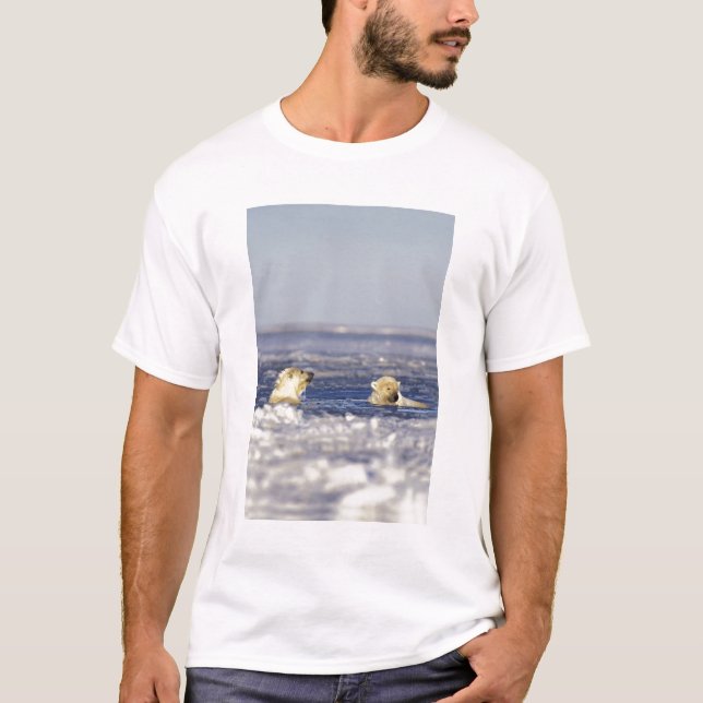 Eisbärenjungen spielen T-Shirt (Vorderseite)