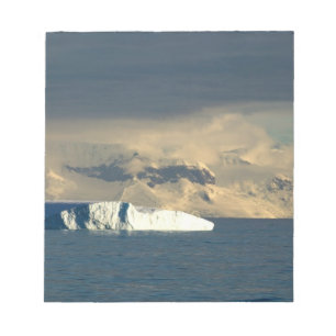 Eisberg am Anfang der Drake-Passage direkt Notizblock