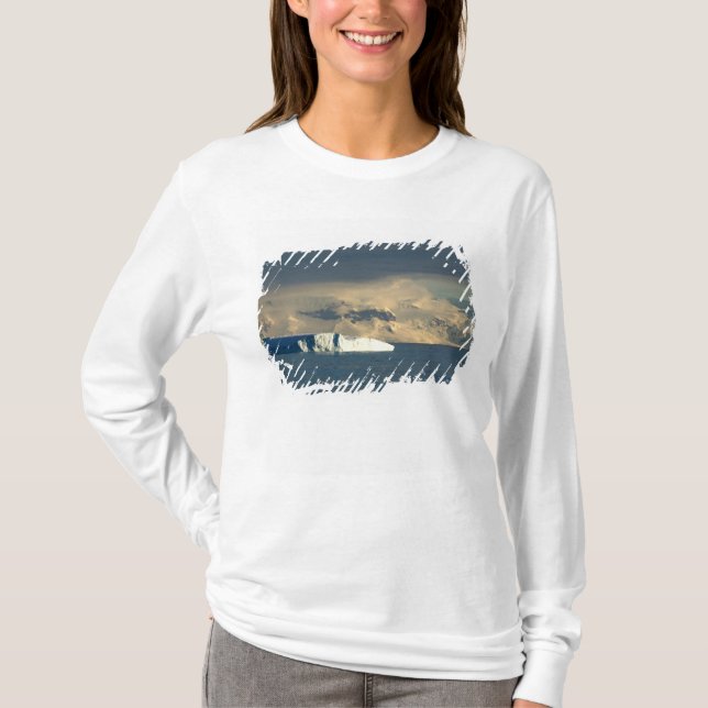Eisberg am Anfang der Drake Passage T-Shirt (Vorderseite)