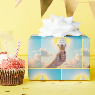 Eiscreme-Kone in heißer Sonne trinken Geschenkpapier