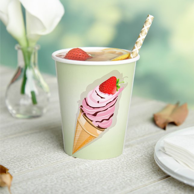 Eiscreme mit Erdbeere Pappbecher (Von Creator hochgeladen)