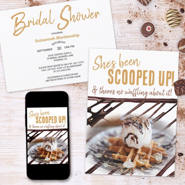 Eiscreme-Scoop auf WaffelBrautparty Einladung (Grab attention with a fun bridal shower invitation cover of a scoop of ice cream on a waffle. )
