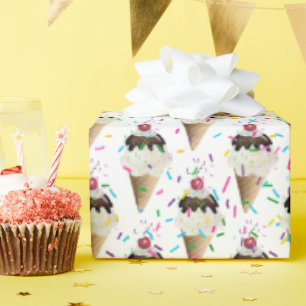 Eiscremekonen und -sprinklen geschenkpapier
