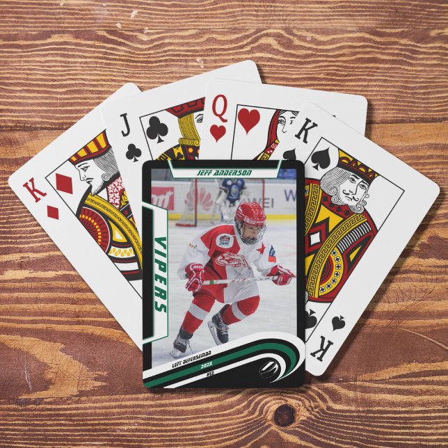 Eishockey-Spieler behalten ihre lebendige grüne Si Spielkarten (Green playing cards preserve ice hockey memories. Great souvenir or gift idea!)