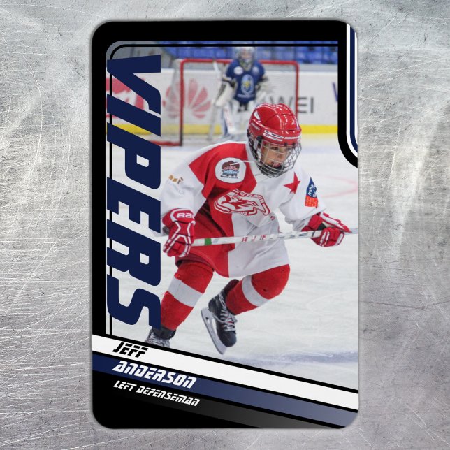 Eishockey-Spieler behalten sein Dynamisches Blau Magnet (Ice Hockey: Sleek blue and black magnet featuring customizable player image and team name.)
