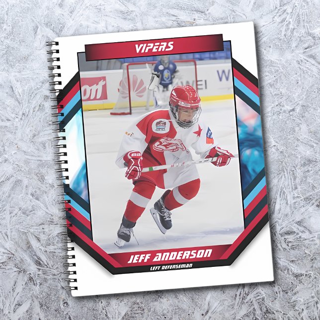 Eishockeyspieler behalten Coole Red Custom Notizbuch (Capture the excitement of the ice hockey sport with this dynamic and customizable red blue notebook)