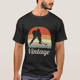 Eishockeyspieler Sticks Puck Wintersport Vintage T-Shirt