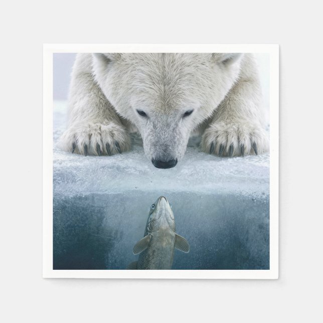 Eisstand-off zwischen Eisbär und Fisch  Serviette (Vorderseite)