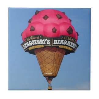 Eistüte-Heißluft-Ballon Fliese