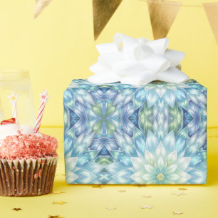 Eisweiße Seerosen-Mandala Geschenkpapier