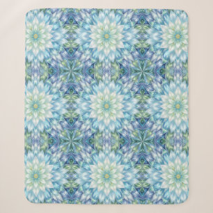 Eisweiße Seerosen-Mandala Sherpadecke