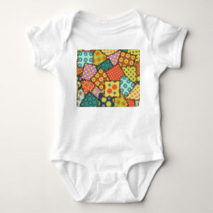 Eklektisches Patchwork: Vielfältige Muster-Mischun Baby Strampler