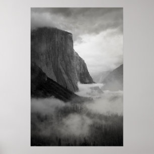 El Capitan mit wirbelndem Nebel Poster