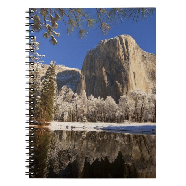 El Capitan reflektiert in den Merced River in Notizblock (Vorderseite)