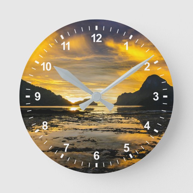 El Nido Sunset Runde Wanduhr (Vorderseite)