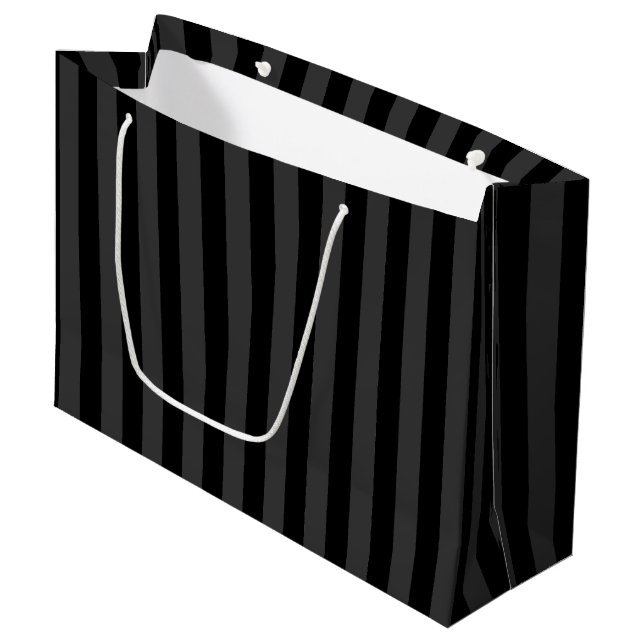 Elagnat Black & Smoky Black Vertical Stripes Große Geschenktüte (Vorderseite Schrägansicht)