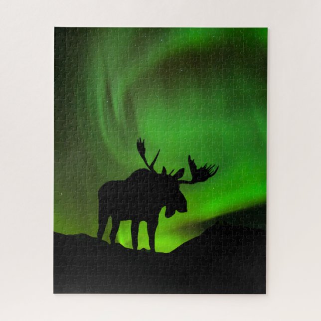 Elch mit grüner Aurora Borealis, Alaska Puzzle (Vertikal)