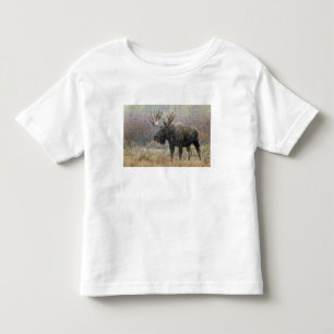 Elchbulle im Schneesturm mit Espen Kleinkind T-shirt