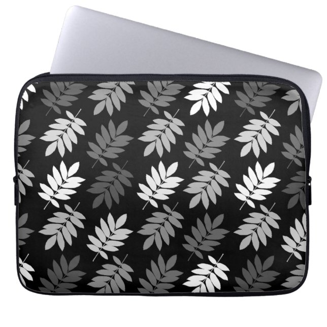 Elder Leaf Muster Schwarz Weiß Grau Laptopschutzhülle (Vorderseite)