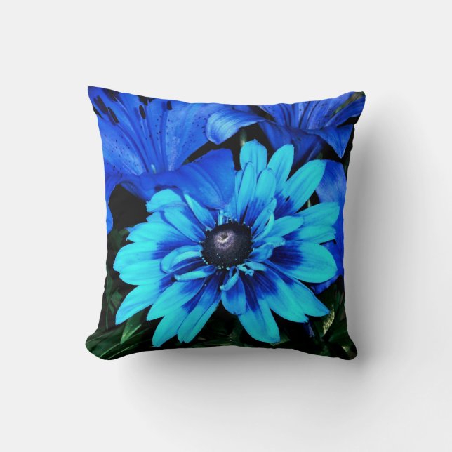 Electric Blue Flowers Kissen (Vorderseite)