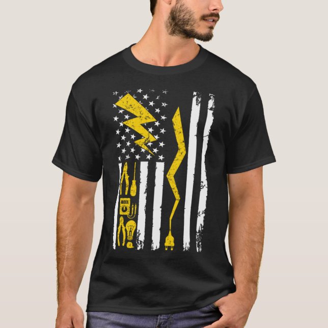 Electrical USA Flag Spannungsverhältnis Lineman Ci T-Shirt (Vorderseite)