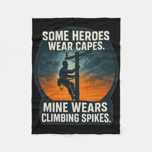 Electrician Lineworker Pride Climbing Spikes Desig Fleecedecke (Vorderseite)