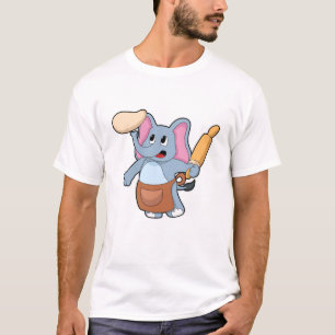 Elefant als Koch mit Button und Teig T-Shirt