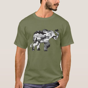 Elefant aus grauem Camouflage T-Shirt