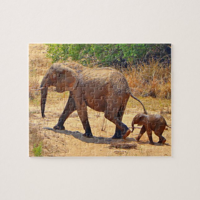 Elefant des Säuglings nach seiner Mutter, Südafrik Puzzle (Horizontal)