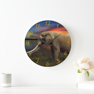 Elefant draußen in der Savanne Tierebene Große Wanduhr