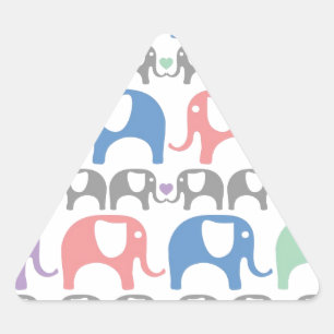 Elefant-Liebe-weiches Pastellmuster mit Herzen Dreieckiger Aufkleber