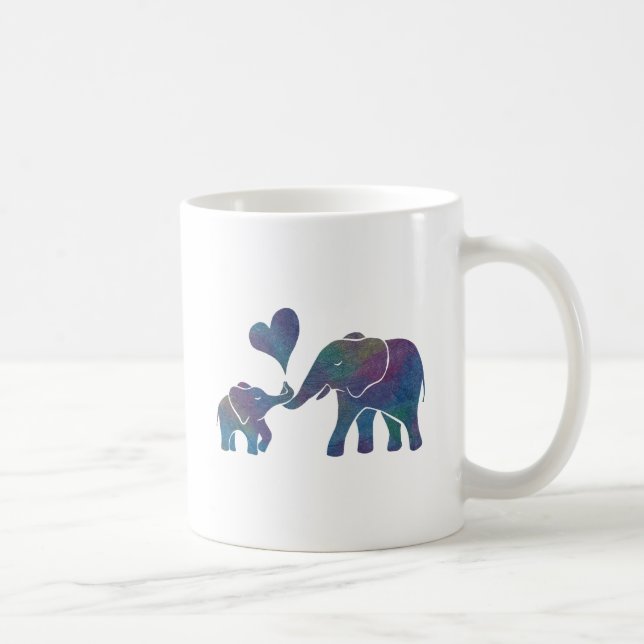 Elefant umarmt Regenbogen-Mama und Baby mit Herzen Tasse (Rechts)