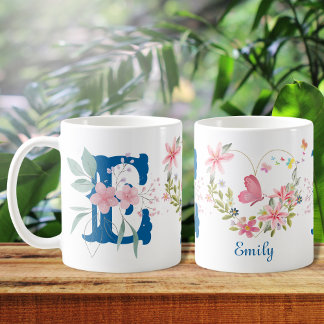 Eleganfarbenes Floral Butterfly Monogramm E Kaffeetasse