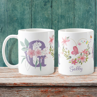 Eleganfarbenes Floral Butterfly Monogramm G Kaffeetasse